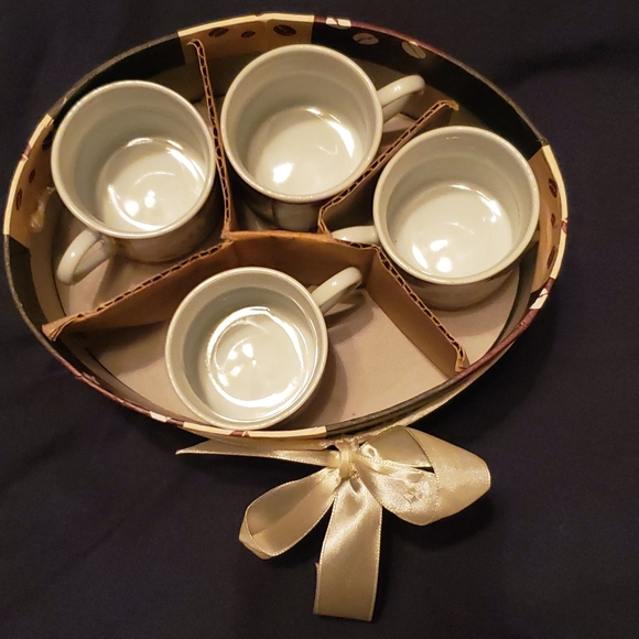 Other - Coffee set for 4